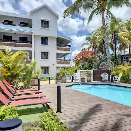 Sweet Beach Apt-Pool, Terrace, Ground Floor, Few Steps From Beach! Flic en Flac Exterior photo