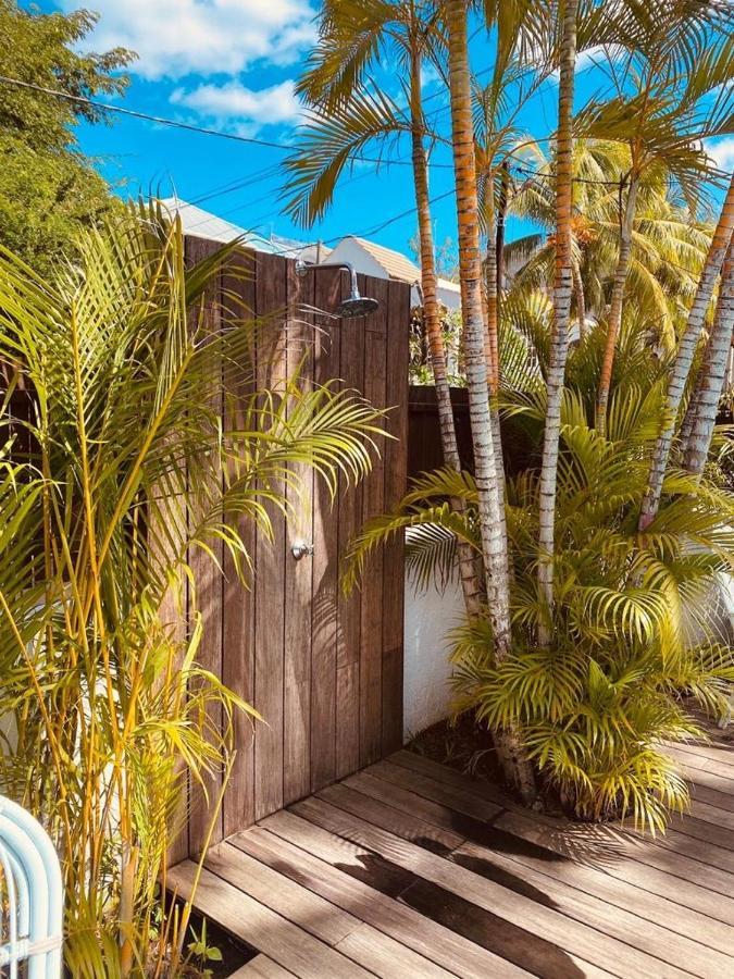 Sweet Beach Apt-Pool, Terrace, Ground Floor, Few Steps From Beach! Flic en Flac Exterior photo